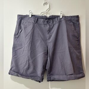 COPY - Women’s Gap short, size 18